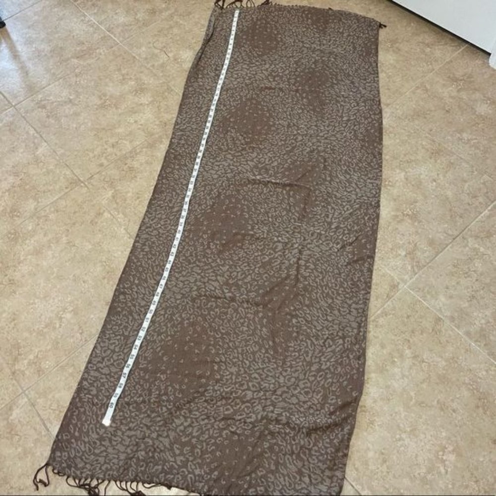 Leopard Crème & Brown Scarf with Tassles